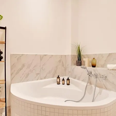 Keyz - 1 Bedroom Near The Exhibition Center * Paris